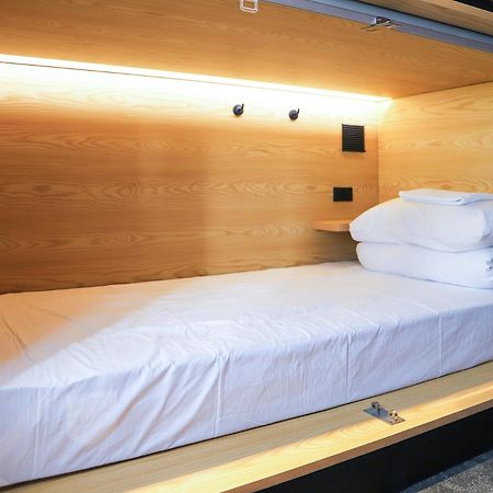 The Capsule Hotel Sydney Buitenkant foto